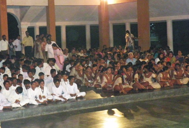 peace gathering audience